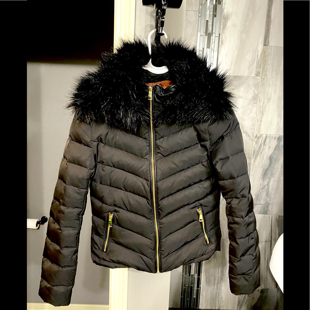 Black puffer coat